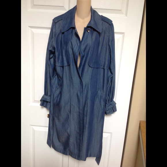 Vince Camuto soft denim trench coat - Picture 3 of 10